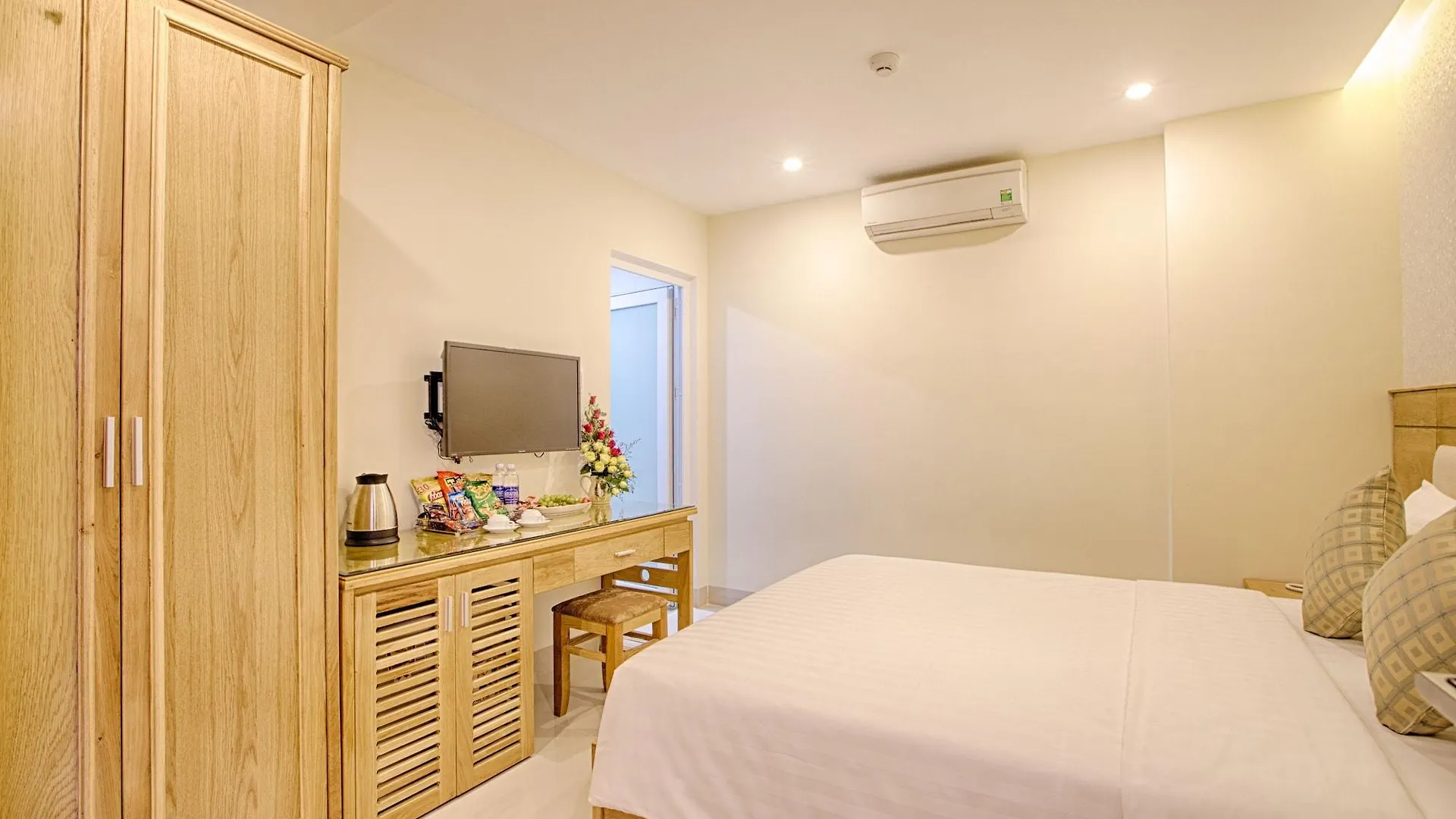 Sea Castle Hotel Da Nang